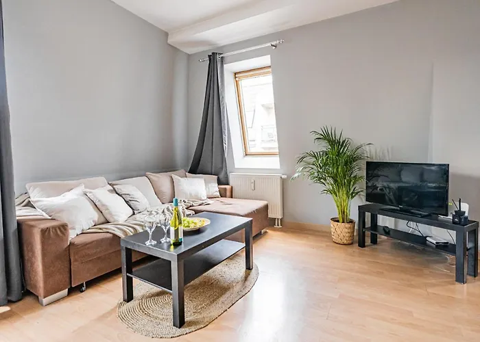 Niceone Number 7 - W Samym Centrum! 弗罗茨瓦夫