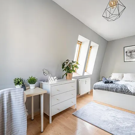 Niceone Number 7 - W Samym Centrum! * Wrocław